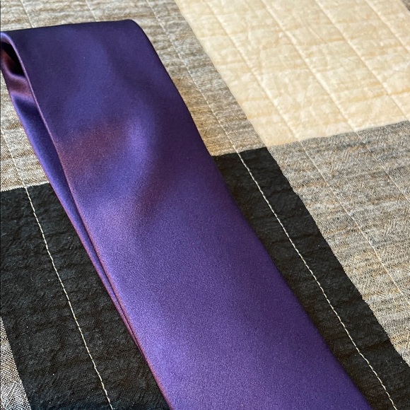 Croft & Barrow Rich Purple Men's Tie - Picture 3 of 5